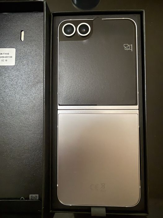 Samsung galaxy Z flip 6