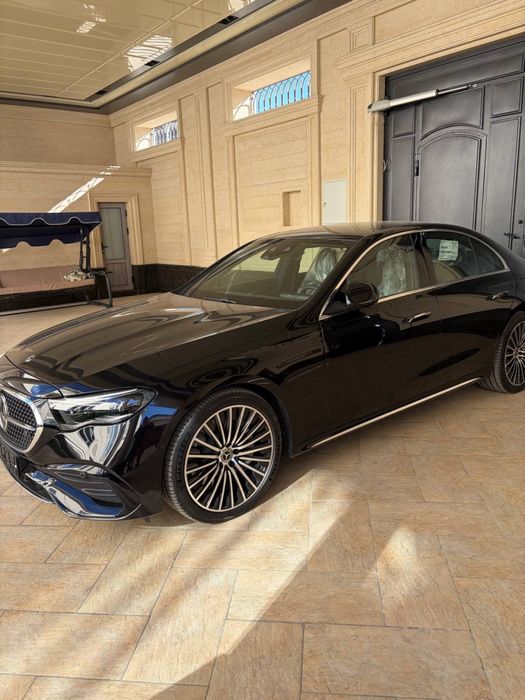 Mercedes-Benz E300 w214