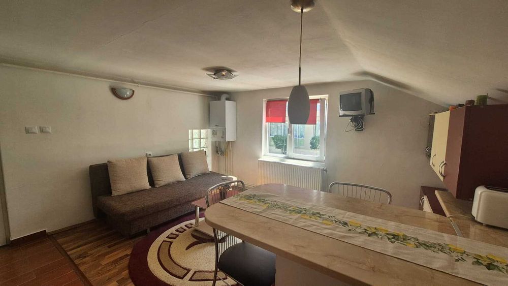 PF inchiriez apartament 2 camere Calea Turzii, parcare, posibilitate incarcare auto electric