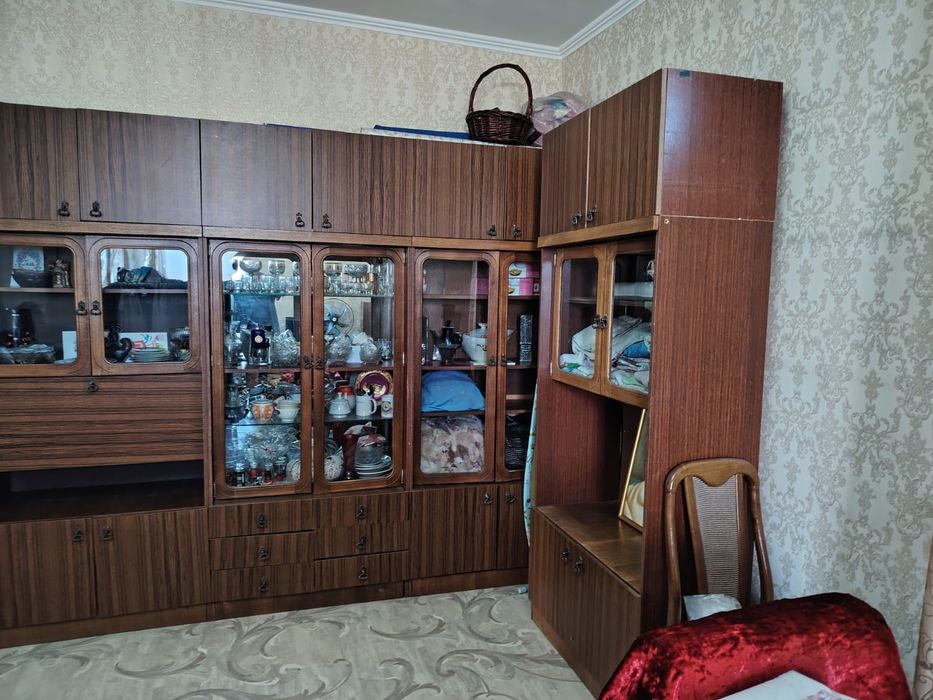 Продам стенку ОМИЧ