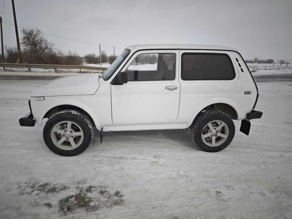 Нива 21214 год 2012