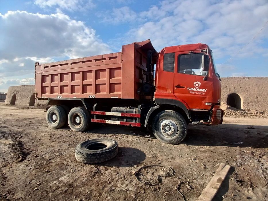 Продаётся самосвал донг-фенг, год выпуска 2010.