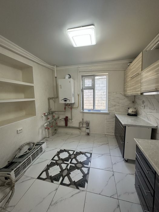 6 комн. 6 сот. ул. КАПАЛ