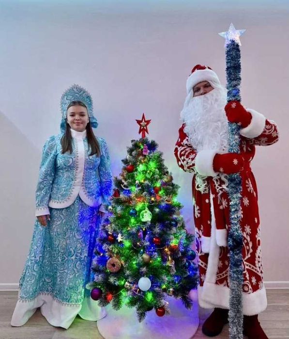 Дед Мороз и Снегурочка на новый год | Qorbobo yangi yilga