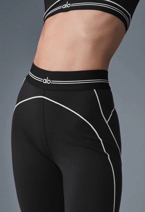 Alo Yoga Set 2 части