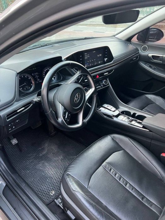 hyundai sonata 2l ful 59000 prabeg