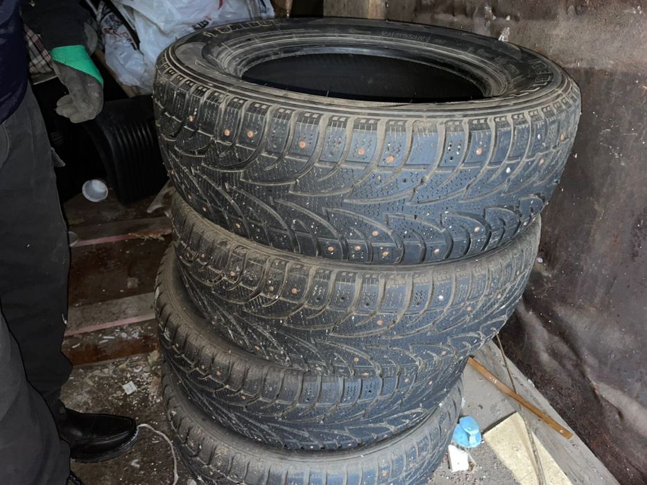 Продам зимние шины