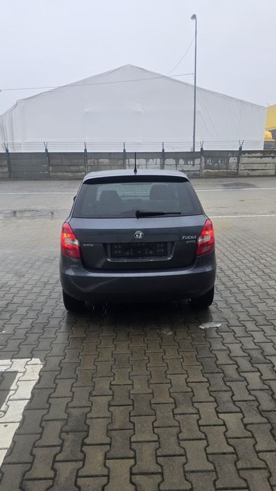Skoda Fabia cutie automată