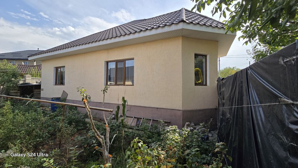 Продам дом 140+60 кв.м