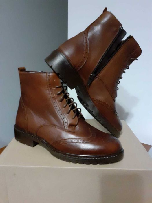 Bocanci piele naturala, mărimea 38