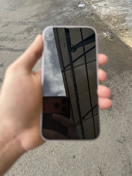 Продам IPhone 14 128gb