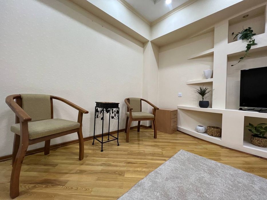 Сдается квартира, ЦУМ, м.Ойбек