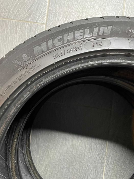 Michelin 225/45/17 / летни гуми 2 бр.