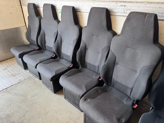 Scaune camion duba universale NOI . Rabatare , Glisare pe Sine  , Originale din Germania