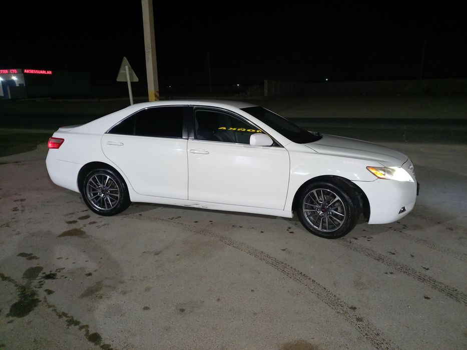 Продам автомобиль камри 40