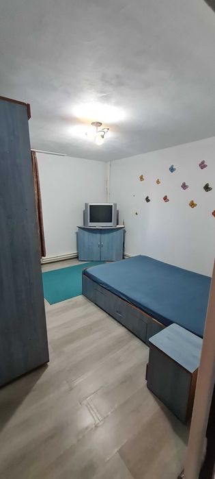 Inchiriez apartament 2 camere, zona Promed, disponibil imediat