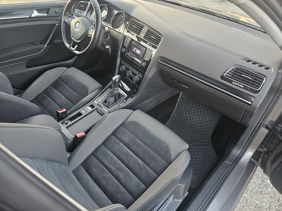Volkswagen Golf 7 Highline 2014/ 2.0 TDI ~150 cp /DSG/Acc/Distronic/Panoramic/Navi/Xenon/Webasto/Camera