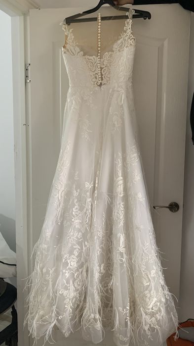 Пррдается свадебное платье