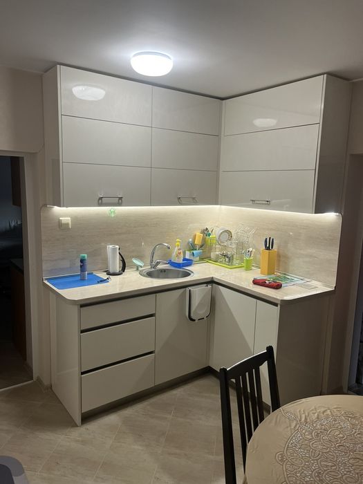 Къща с дворно място