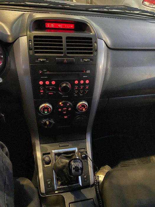 Сузуки Гранд Витара 2.0