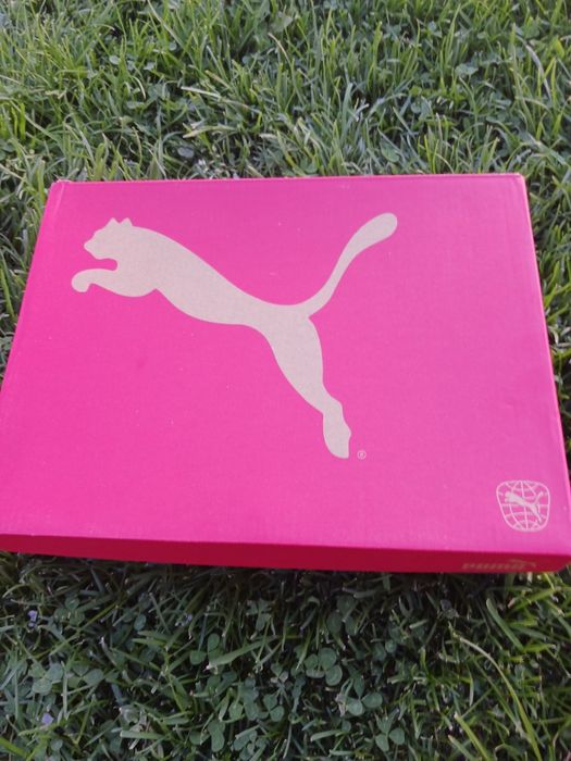 Vând adidași puma