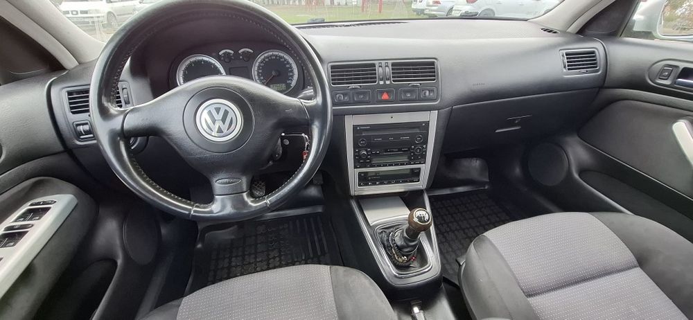 Se vinde VW Bora 1.6 16V