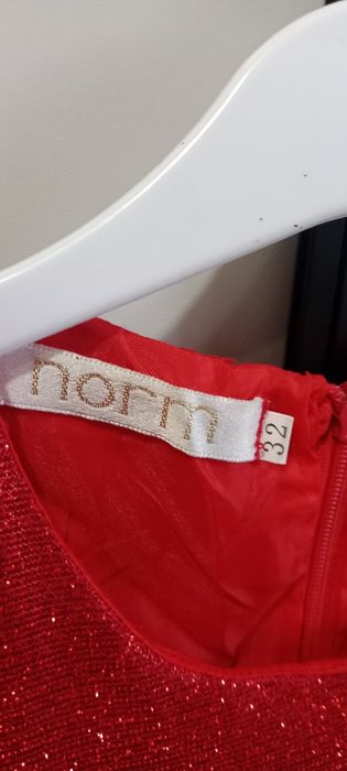 Платье детское красное