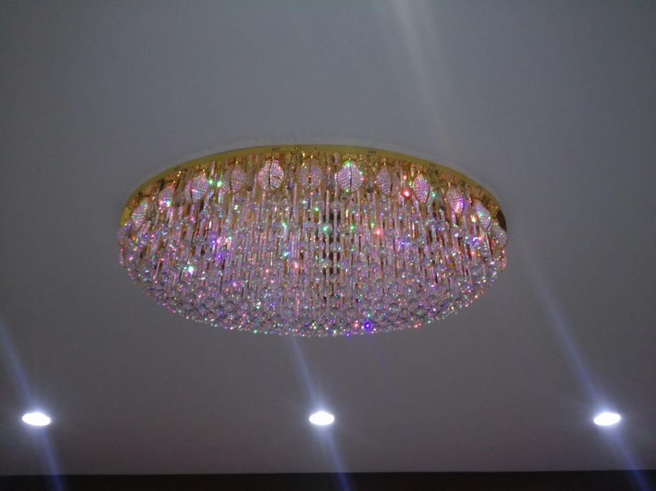 Установка люстр качественно и надежно