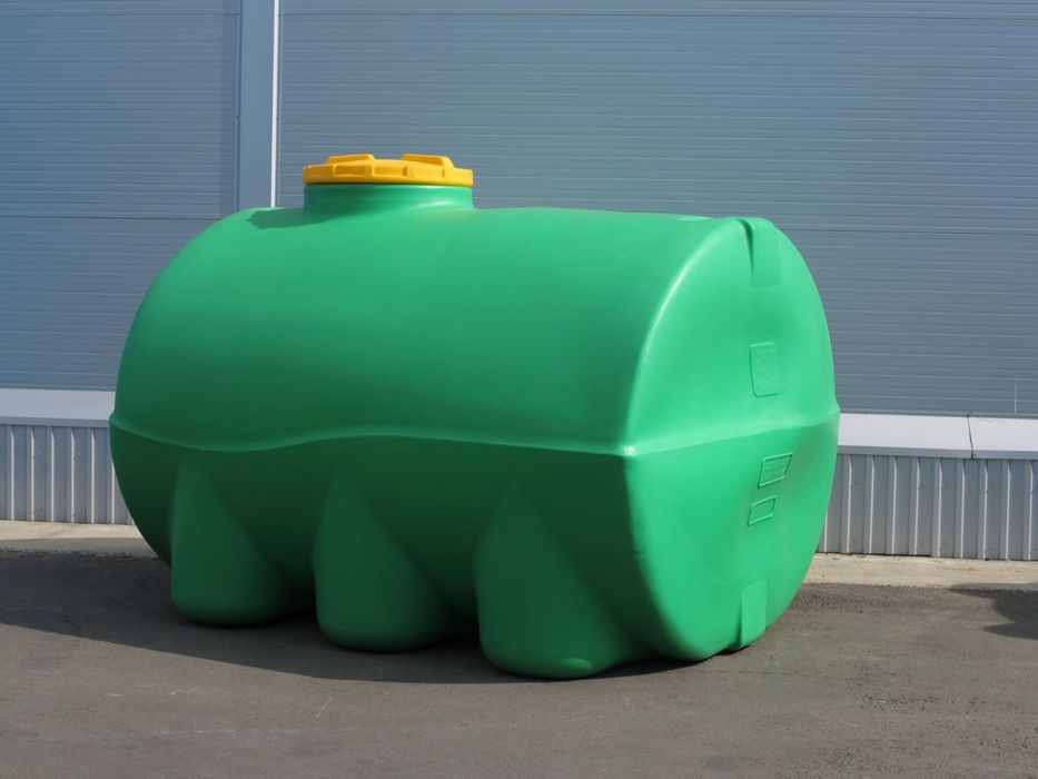 Емкости для воды вертикальные и горизонтальные