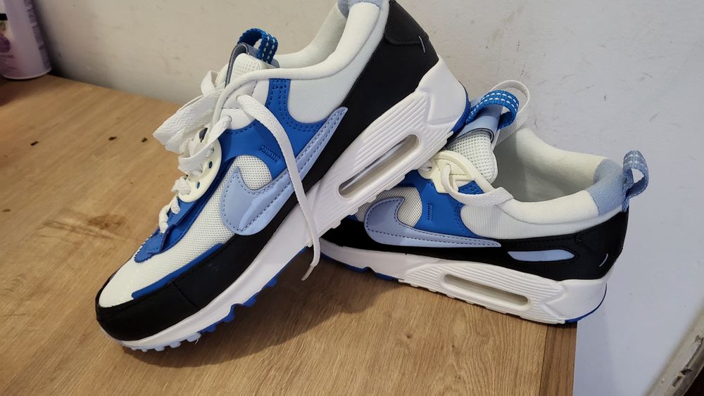 Маратонки  nike air max