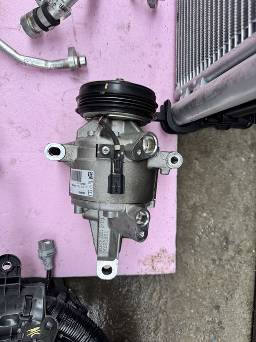 Vand instalatie aer conditionat 1.0 sce-Logan/Sandero/Mcv
