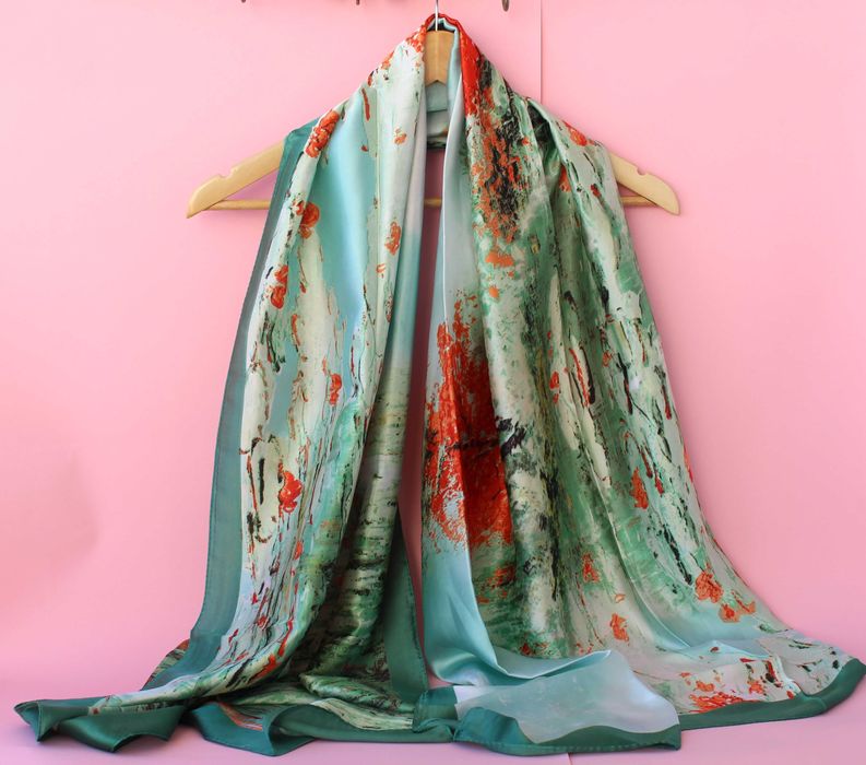 Дамски копринени шалове