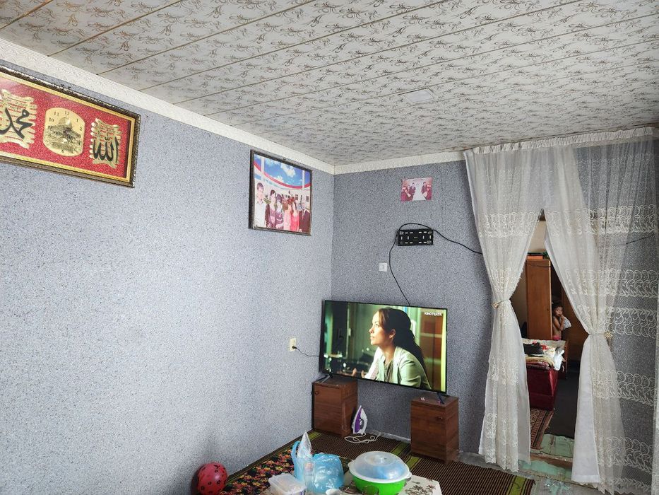 Шинам 7 хонали 10 соток дан зийод ер майдони, ошхона, баня, тандирхона