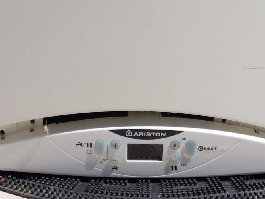 centrala Ariston hs premium 30