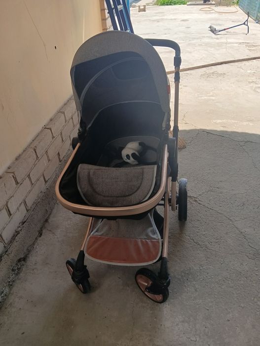 Коляска б/у в отл сост