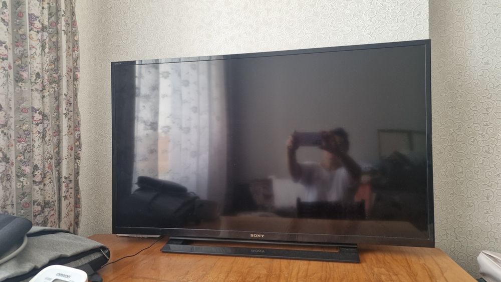 Продам телевизор