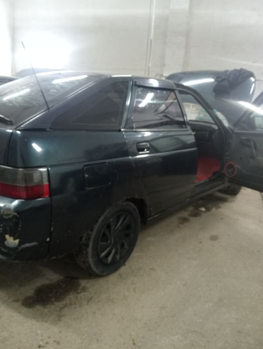 Продам ваз 2112.