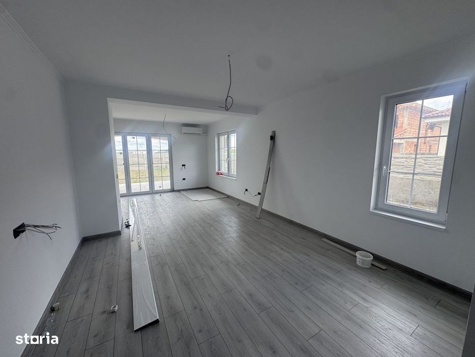 Duplex 3 Camere - 88 mp Utili | Teren 380 mp | Mosnita Noua