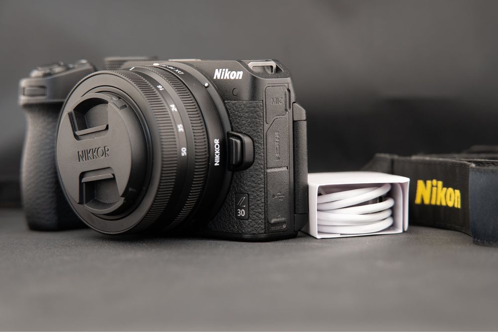Nikon Z 30, stare excelenta + 2 obiective Viltrox 13 si 56mm