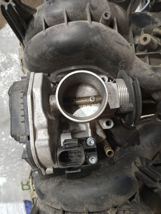 Дроссельная заслонка