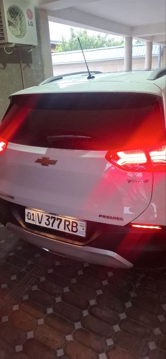 Tracker 2 avtomobil