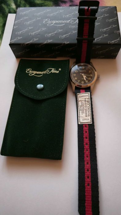 Vand ceas Escapement Time homage Hamilton Khaki Field  100m WR.