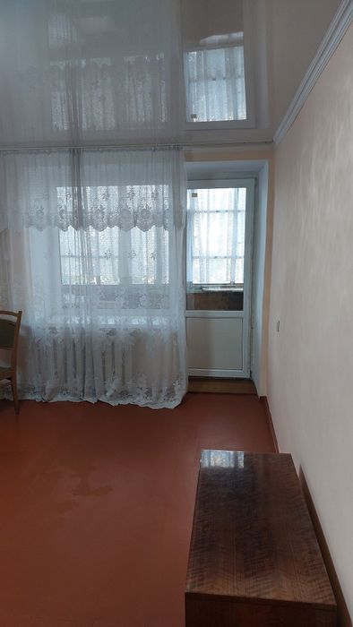 Сдаётся 1ком квартира,  частично меблирована.