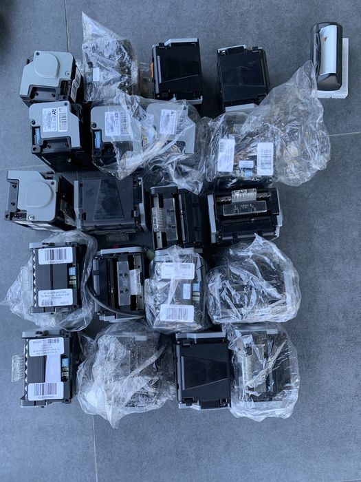 Acceptor bancnote L83