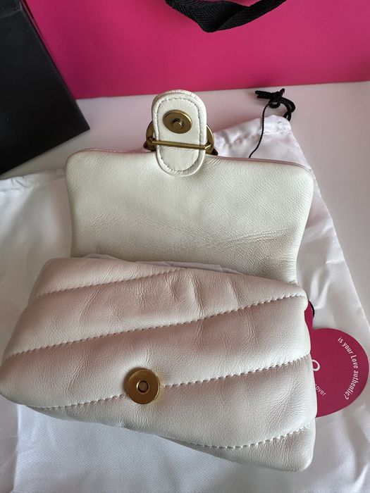 Чисто нова чанта Pinko LOVE MICRO PUFF в бял цвят