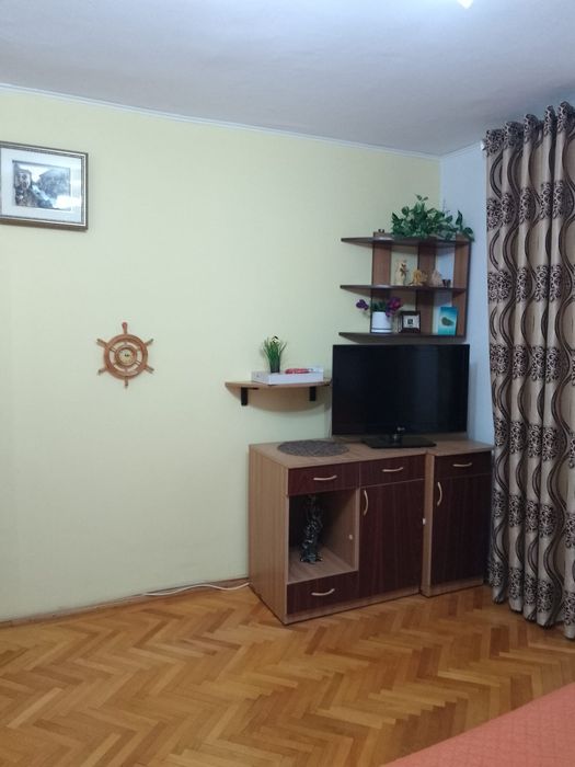 Inchiriez apartament 2 camere