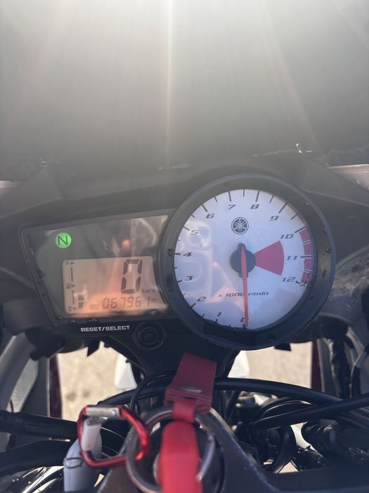 Yamaha YZF-R125 2011