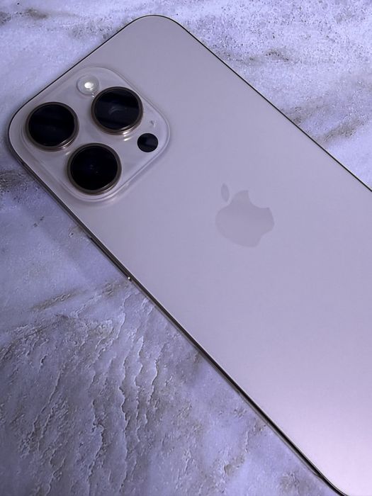 Applen iPhone 16 Pro,256гб(Жанаозен,Шанырак д 8)лот:938160