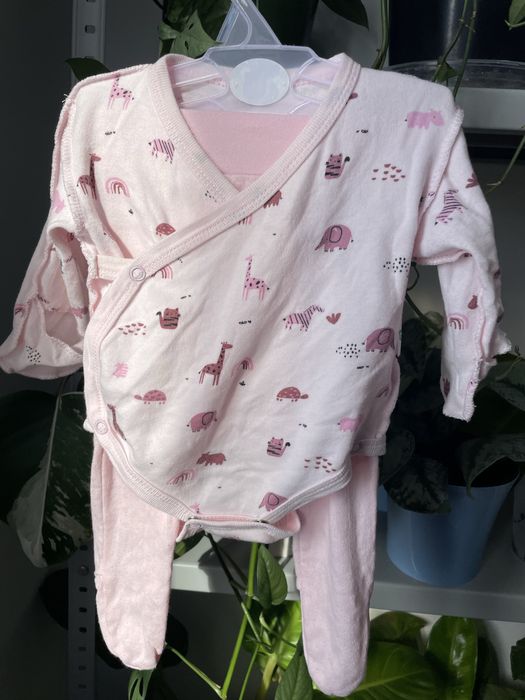 Б/у одежда на 2-3мес, в отоичном состоянии