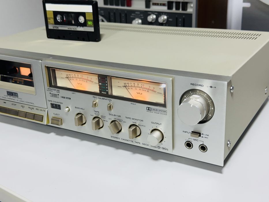 Deck cap de serie HITACHI D-90S,BIAS adj,REC calibrare,sunet deosebit